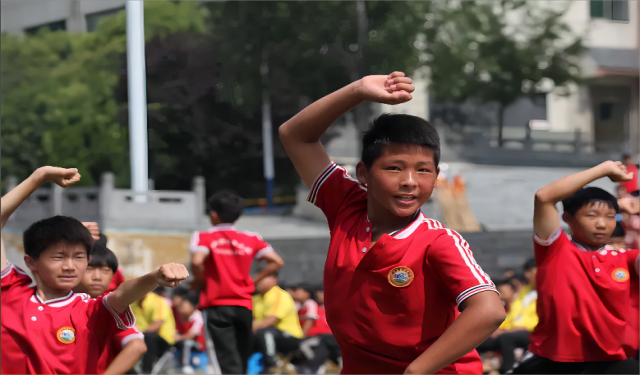 孩子叛逆厌学怎么办？少林小龙武校以武正身以文润心