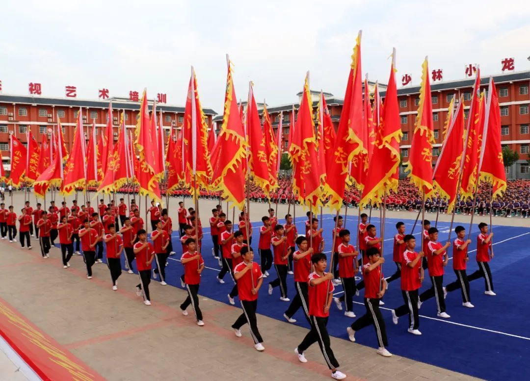嵩山少林小龙武校招生,文武兼修铺就孩子多元成才路 嵩山少林小龙武校招生,文武兼修铺就孩子多元成才路