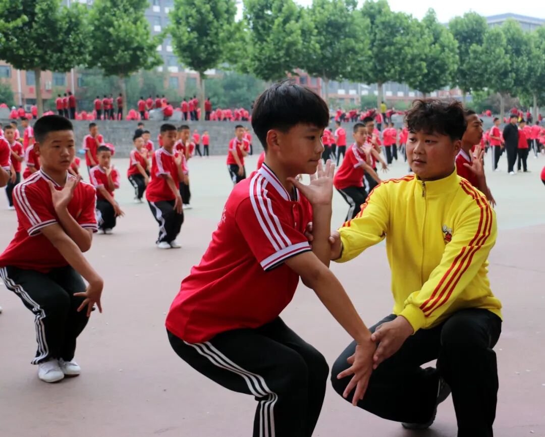 嵩山少林小龙武校：正统少林传承，文武兼修培育栋梁之才