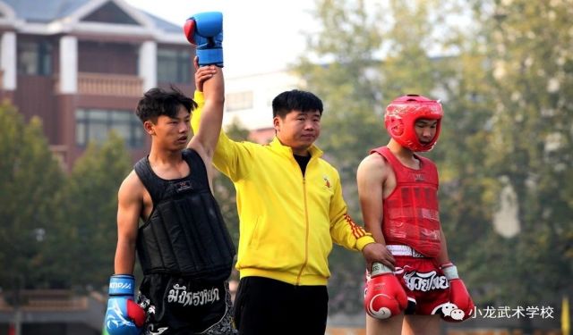 习武修文两不误,嵩山少林小龙武校为孩子铺就成才坦途 习武修文两不误,嵩山少林小龙武校为孩子铺就成才坦途
